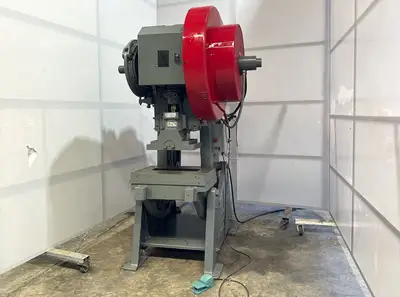 Used L&J _UNKNOWN_ O.B.I. Presses Texas US | FMI Trading #1488325