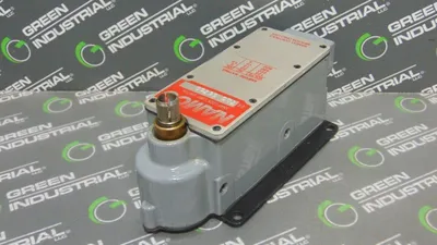 Namco EA700-56700 Snap-Lock Rotary Limit Switch No Hardware Included Used