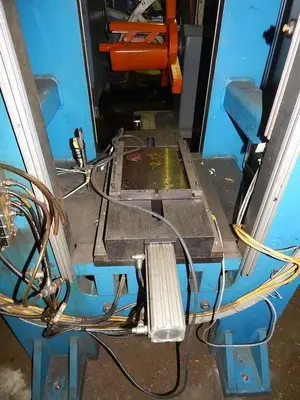 34 Ton FARGER & JOOSTEN MULTIPOWER Air/Oil Press