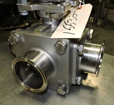 USED THREE WAY SANI  BALL  VALVE 3 WAY BALL VALVE