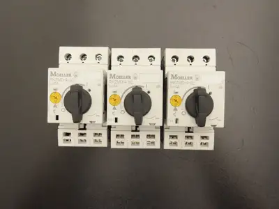 Moeller PKZM0 PKZM0-4-SC Manual Motor Starter 2.5-4A 3Hp 600vAC 3Ph Lot Of 3