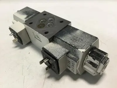 USED YUKEN DSG-01-3C40-D24-N-50299