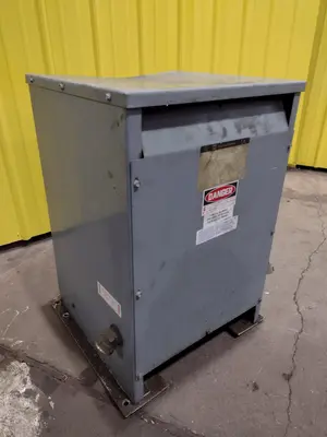 45 KVA SQUARE D COMPANY 3 PHASE  240 to 208Y TRANSFORMER: STOCK #20198