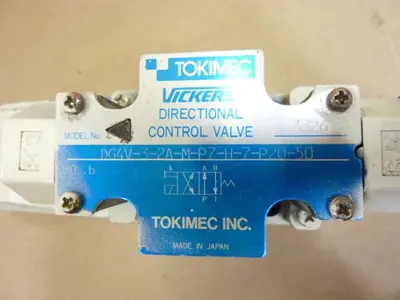 USED VICKERS DG4V32AMP7H7P2050