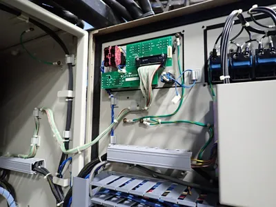 USED 2001 YASKAWA ELECTRIC CORPORATION YASNACXRCUP20