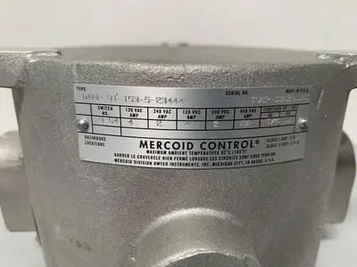 USED MERCOID CONTROL DAHF-31-153-5-23444 PRESSURE CONTROL SWITCH