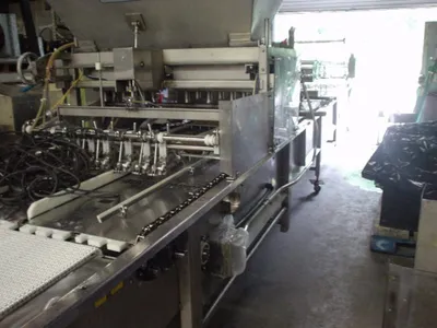 HINDS BOCK 12P-08 Bakery Depositor | Harvest Equipment and Fabrication Inc (5)