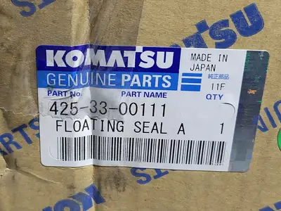 NEW KOMATSU 425-33-00111