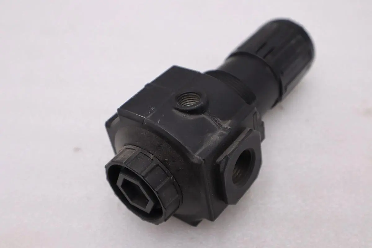 Norgren R74G-4AK-RMN 300PSIG Regulator STOCK H1168A