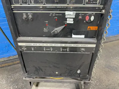 USED LINCOLN SQUAREWAVE TIG355