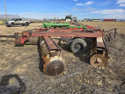 USED INTERNATIONAL 21'