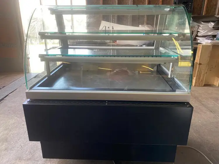 Used CANADIAN REFRIGERATED DISPLAY DLRP5146 Display Refrigerators British Columbia CA | Surrey Food Equipment #786727