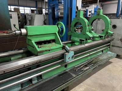33"x17'cc TOS Engine Lathe