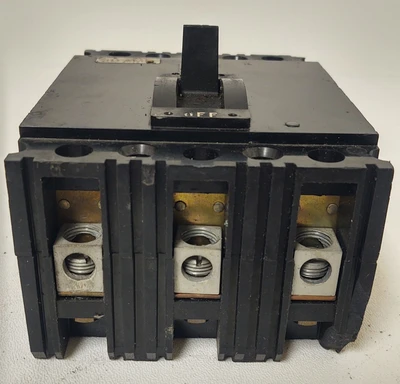 USED Square D FAL36040