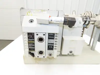 Trivac D16B Leybold 2-Stage Rotary Vane Vacuum Pump 16m³/h 1x10-4mbar 1.5Hp 3Ph