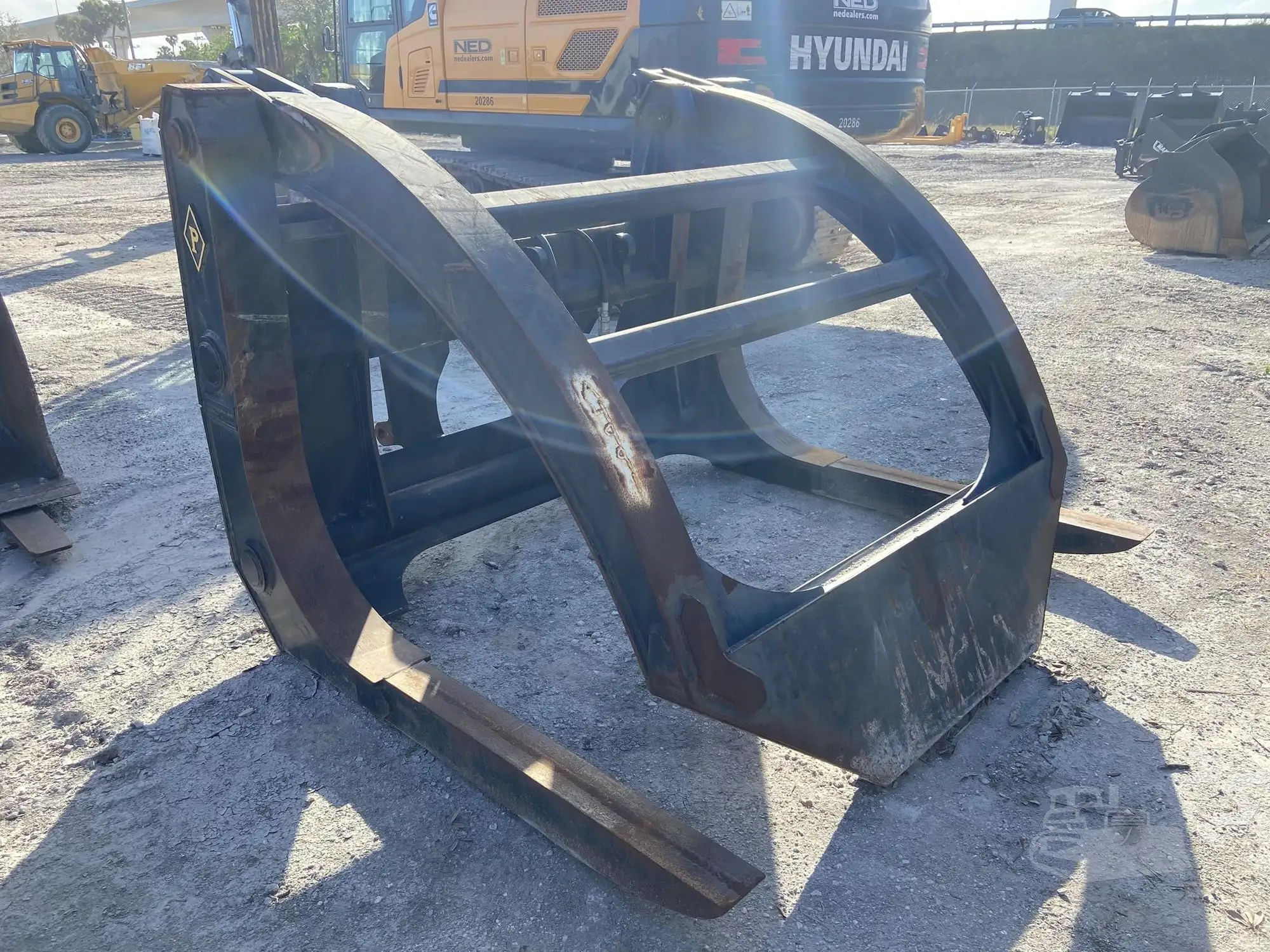 Used 2021 PEMBERTON HL975 Lumber Handling Equipment Florida US | National Equipment Dealers #1422926