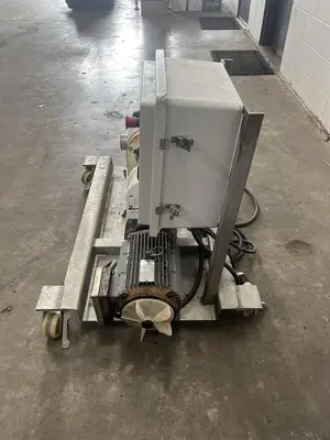 USED SUNDYNE CORP MR-135