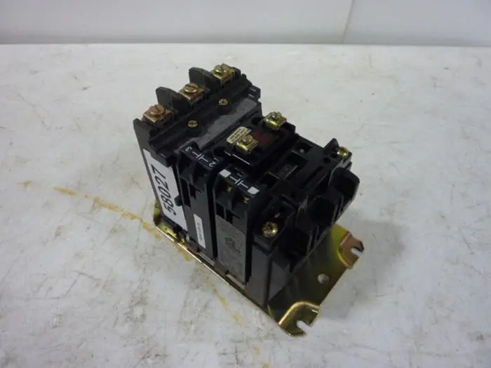 Used ALLEN BRADLEY 500-BO.930 SER B PLC Contactors Michigan US | Ideal Machinery #704265