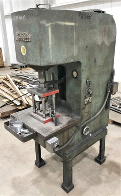 USED DENISON MULTIPRESS DENISON MULTIPRESS T120HC264FSD268D210A72 PRESS