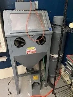 TRINCO MODEL 40X40 BLAST CLEANING/AIR & SUCTION | Machinery Resources International (1)