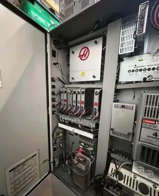 2018 HAAS VF-4SS Vertical Machining Centers | Bayou Machinery (4)