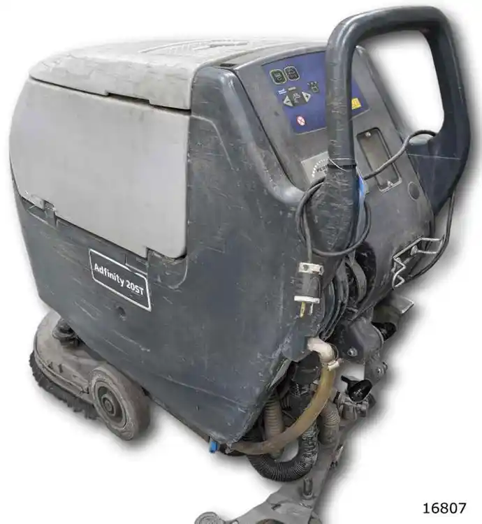 Used ADVANCE ADFINITY 20ST Scrubbers Minnesota US | SOMINN MACHINERY SALES #351148