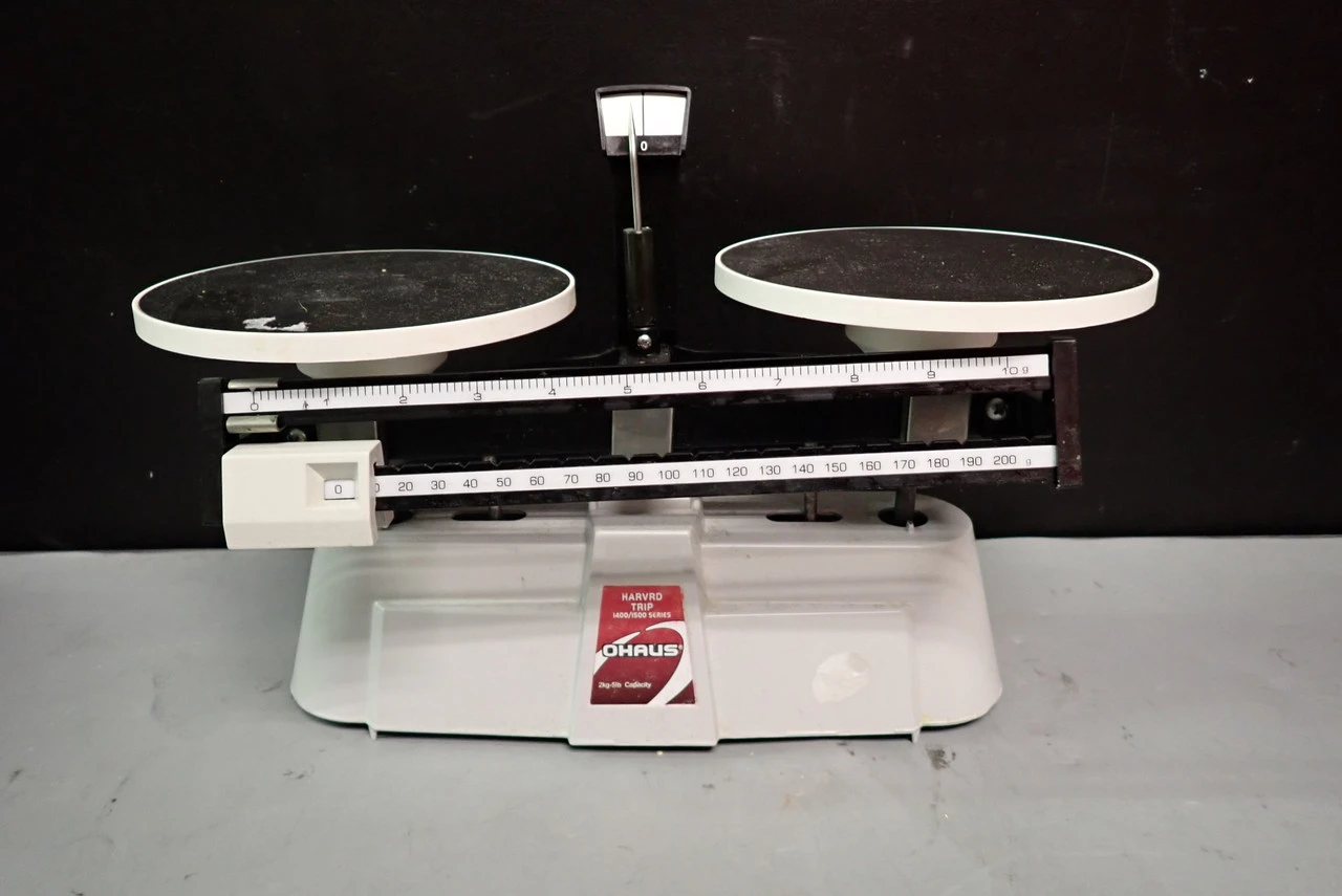 USED OHAUS 1400/1500