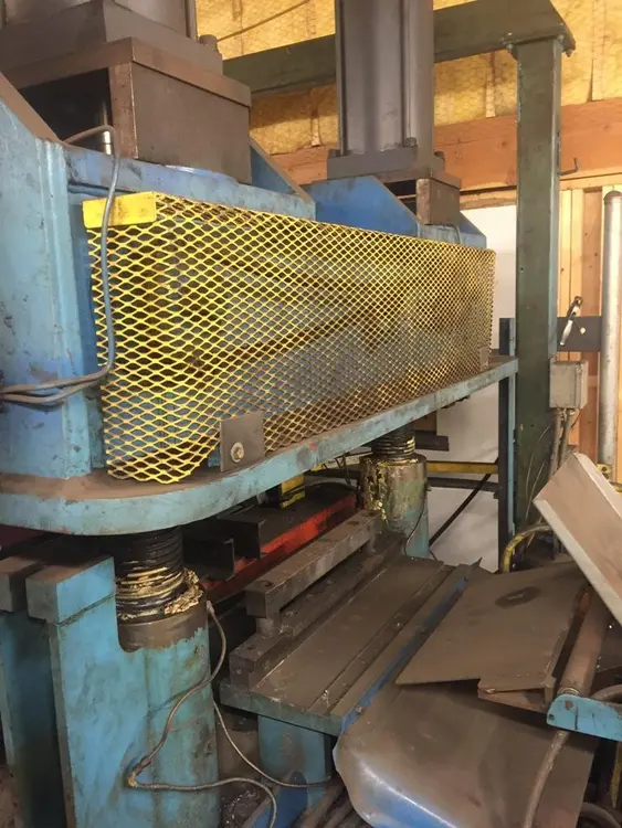 Used BRADBURY MCP-250-4-36-76-200 Cut-Off Presses Ohio US | G-2000, Inc. #1080073