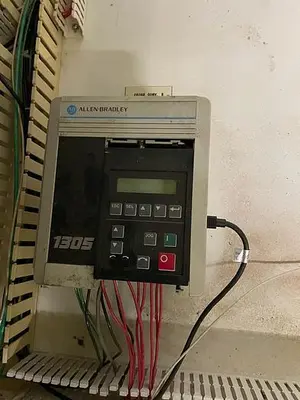 Whallon High Speed Bright Can Palletizer