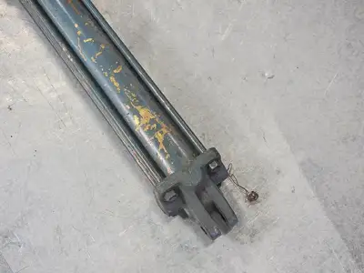 Pneumatic Air Cylinder 2.5" Bore x 16" Stroke