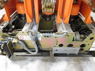GE VB 7.2-500-3 Circuit Breakers | Equipment Recovery Corp. (6)