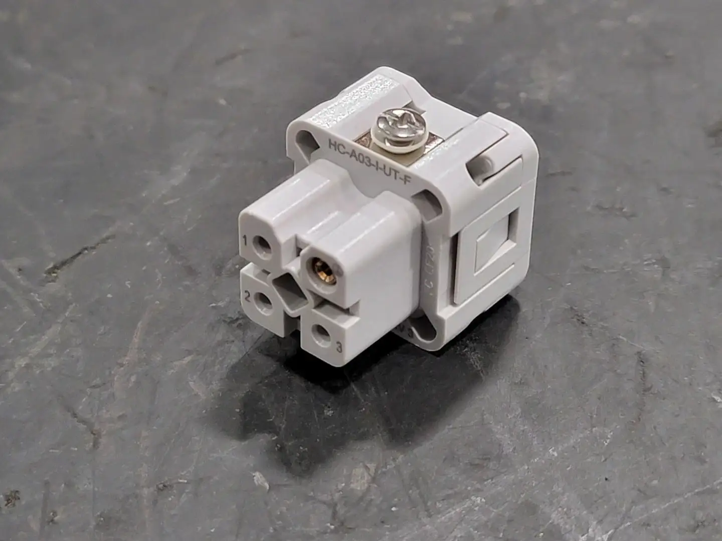 NEW PHOENIX CONTACT HC-A03-I-UT-F