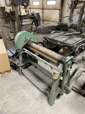 USED LOWN B-300