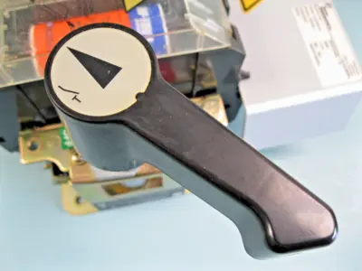 USED Allen-Bradley 194R-NJ200P3