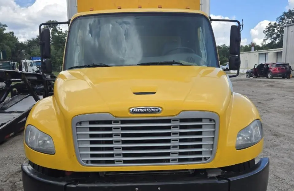 USED 2018 FREIGHTLINER M2