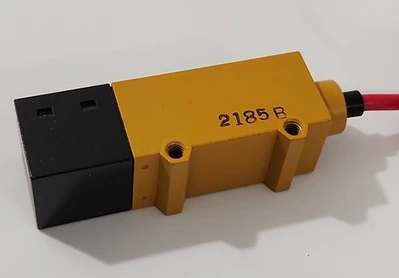 NEW Omron E3S-5LE41