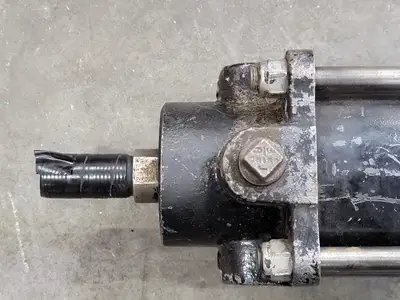 USED ROYAL ELECTRIC R3C2