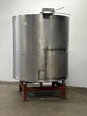1,000 Gallon SS Tank