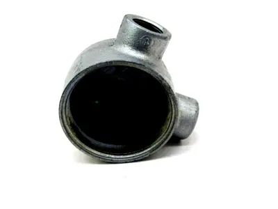 NEW EATON GUAL26 CONDUIT OUTLET BOX W/ O-RING, GASKET AND GROUND SCREW 3/4"