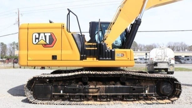 USED 2024 Caterpillar 330GC