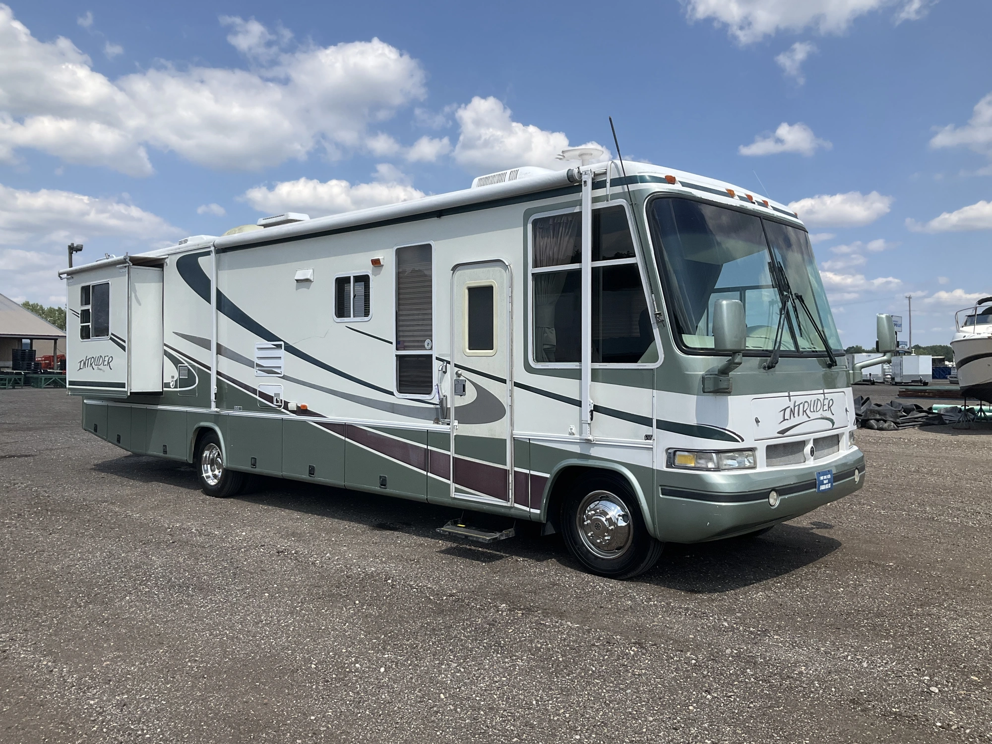 Used 2001 INTRUDER 349 INTRUDER Campers, Caravans, Motorhomes Michigan US | Miedema Asset Management Group #1337357