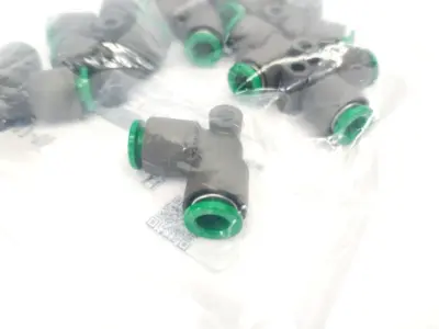 KRL07-00 | SMC  Flame Resistant One-Touch Pneumatic Elbow Fitting 1/4" Tube 10-PK - New
