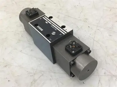 USED BOSCH 0 811 404 843