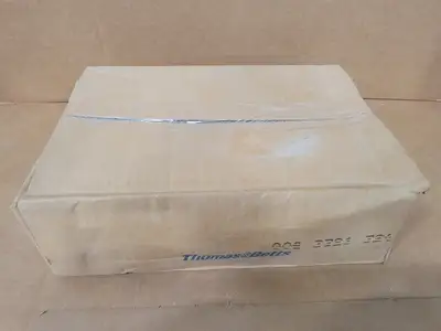 NEW THOMAS & BETTS 52C18