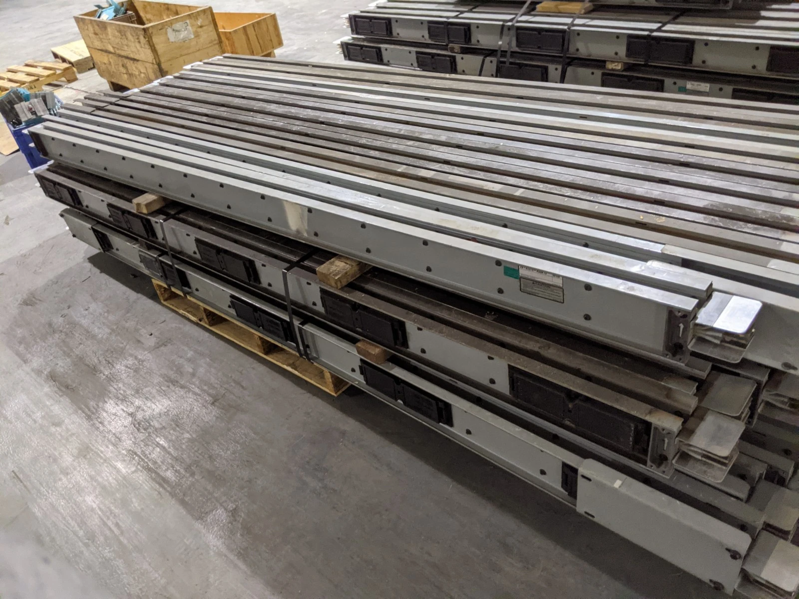 Siemens 600 Amp Bus Duct 10' No Doors  SX306C20F120