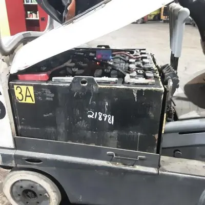 USED 2019 CROWN FC5225-60