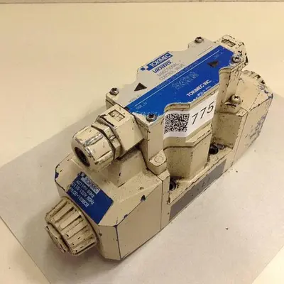 USED VICKERS DG4V53CMP-B640