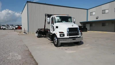 New | in-Stock 2025 MACK MD6 Rolloff Trucks Texas US | Roll Off Truck World #1491867
