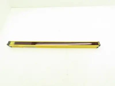 Banner SLSCE30-600Q8 EZ-Screen Safety Light Curtain Emitter 600mm 24VDC