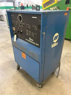 Used 1989 MILLER SYNCROWAVE 300 Tig Welders Georgia US | The Equipment Hub #170892